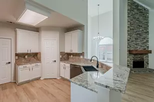 3829 Aldersyde Dr, Fort Worth, TX 76244 - Photo 4