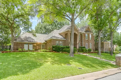 5004 Bridgewater Drive, Arlington, TX 76017 - Photo 1