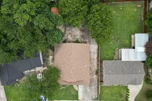 1720 Joyce St, Arlington, TX 76010 - Photo 4