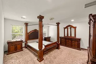 1720 Joyce St, Arlington, TX 76010 - Photo 14