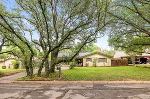 3904 Glenwood Dr, Brownwood, TX 76801 - Photo 2