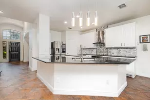 341 Greenfield Dr, Murphy, TX 75094 - Photo 2