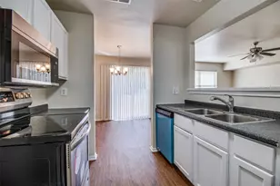 913 N Brents Ave, Sherman, TX 75090 - Photo 8