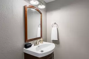 138 Harbor Dr, Gun Barrel City, TX 75156 - Photo 24