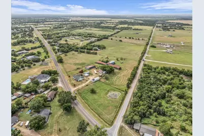 15288 Old China Spring Road, China Spring, TX 76633 - Photo 38