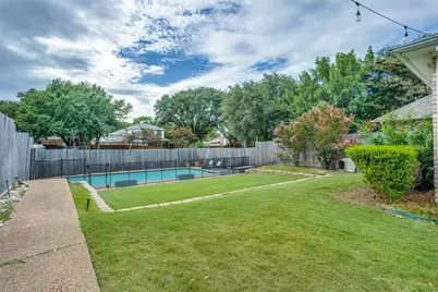 7305 Royal Crest Lane, Plano, TX 75025 - Photo 32