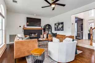 7305 Royal Crest Ln, Plano, TX 75025 - Photo 6