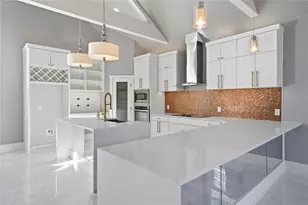 310 Splitrail Dr, Mabank, TX 75143 - Photo 4