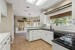 3826 Shady Meadow Dr, Grapevine, TX 76051 - Photo 14