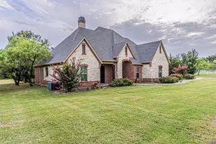 300 Horseshoe Bend, Royse City, TX 75189 - Photo 2
