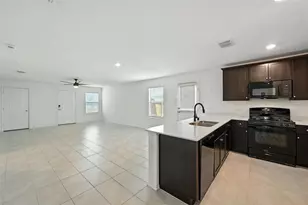 2733 Slatewood Dr, Fort Worth, TX 76179 - Photo 6