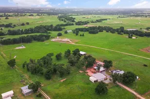 922 S Fm 80, Donie, TX 75838 - Photo 2