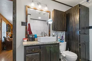 922 S Fm 80, Donie, TX 75838 - Photo 14