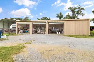 922 S Fm 80, Donie, TX 75838 - Photo 24