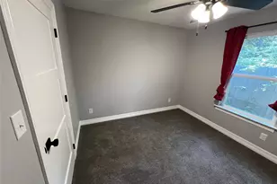 527 N Chestnut St, Gainesville, TX 76240 - Photo 12