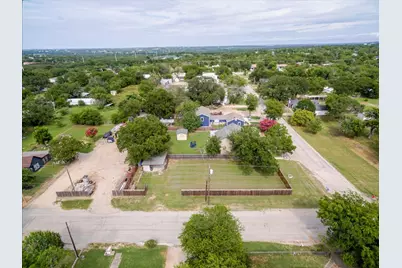 201 E 7th Street, Weatherford, TX 76086 - Photo 2
