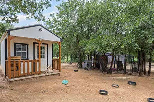 396 Wild Hill Oak Dr, Springtown, TX 76082 - Photo 34