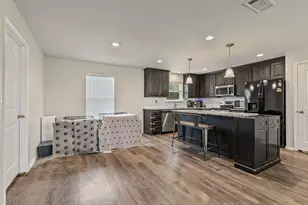 396 Wild Hill Oak Dr, Springtown, TX 76082 - Photo 8