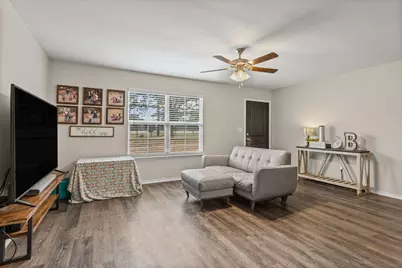 396 Wild Hill Oak Drive, Springtown, TX 76082 - Photo 8