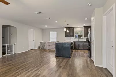 396 Wild Hill Oak Drive, Springtown, TX 76082 - Photo 8