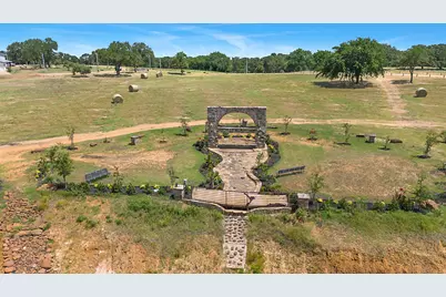 23507 Alexander Road, Pilot Point, TX 76258 - Photo 14