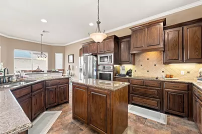 845 W County Line Road E, West, TX 76691 - Photo 10