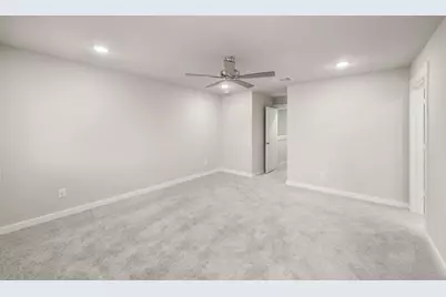 226 Wagon Spoke #13, Fort Worth, TX 76120 - Photo 20