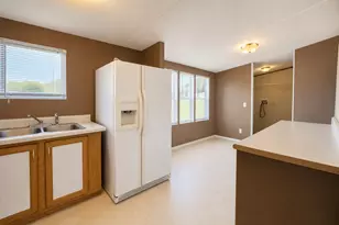 398 Avenue D, Point, TX 75472 - Photo 4