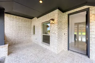 216 Rosewood Dr, Glenn Heights, TX 75154 - Photo 4