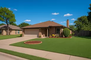 3320 Bryan St, Sachse, TX 75048 - Photo 2