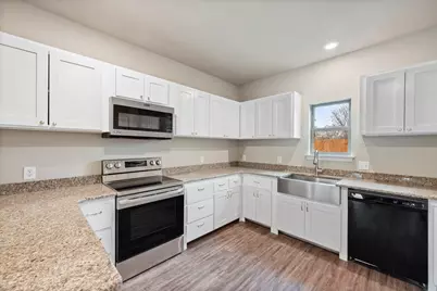 2877 Conveyor Drive #B, Burleson, TX 76028 - Photo 8