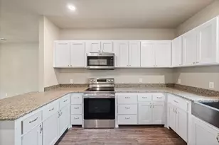 2877 Conveyor Dr, Burleson, TX 76028 - Photo 10