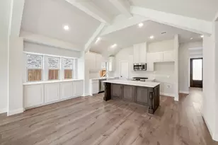 220 Rosewood Dr, Glenn Heights, TX 75154 - Photo 10