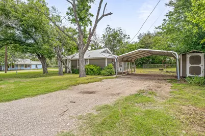 400 S Pecan Street, Hamilton, TX 76531 - Photo 18