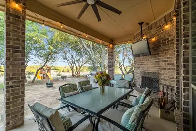 408 Sandridge Drive, Weatherford, TX 76085 - Photo 1