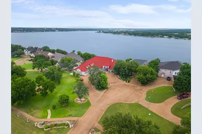 7004 Stone Bluff Court, Granbury, TX 76048 - Photo 38