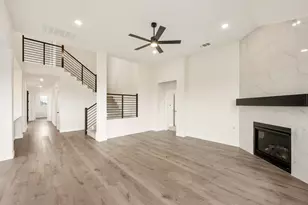 201 Claywood Dr, Glenn Heights, TX 75154 - Photo 10