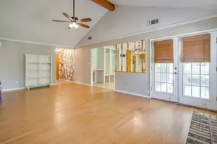 418 Country Meadow Dr, Mansfield, TX 76063 - Photo 6