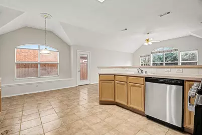 2704 Aspen Drive, McKinney, TX 75070 - Photo 10