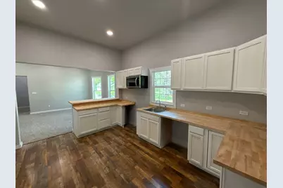 320 W 6th Street, Bonham, TX 75418 - Photo 12