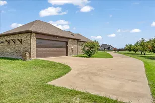 2741 Laurel Oaks, Royse City, TX 75189 - Photo 4
