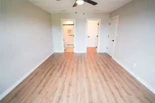 705 S 15th St, Waco, TX 76706 - Photo 12