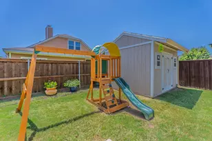 1404 Kittyhawk Dr, Little Elm, TX 75068 - Photo 34