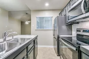 8601 Park Ln, Dallas, TX 75231 - Photo 10