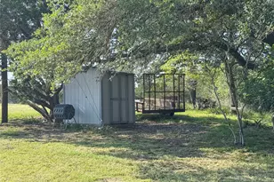 515 Big Creek Rd, Blanco, TX 78606 - Photo 18