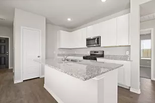 7021 Trestle St, Fort Worth, TX 76036 - Photo 2