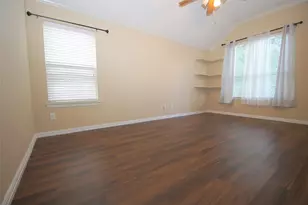 221 Redhead Dr, Little Elm, TX 75068 - Photo 10