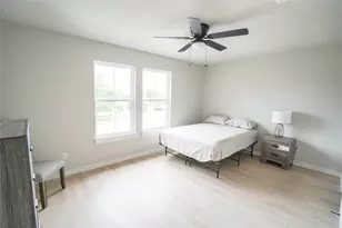 1907 S 18th St, Waco, TX 76706 - Photo 6