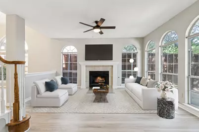 400 Black Rock Court, Irving, TX 75063 - Photo 8