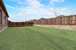 11221 Summer Rain Blvd, Aubrey, TX 76227 - Photo 32